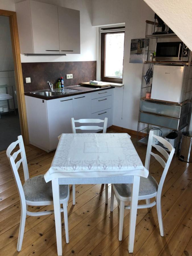 Attraktives 2-Zimmer-Apartment Mit Ausblick Jena Bagian luar foto