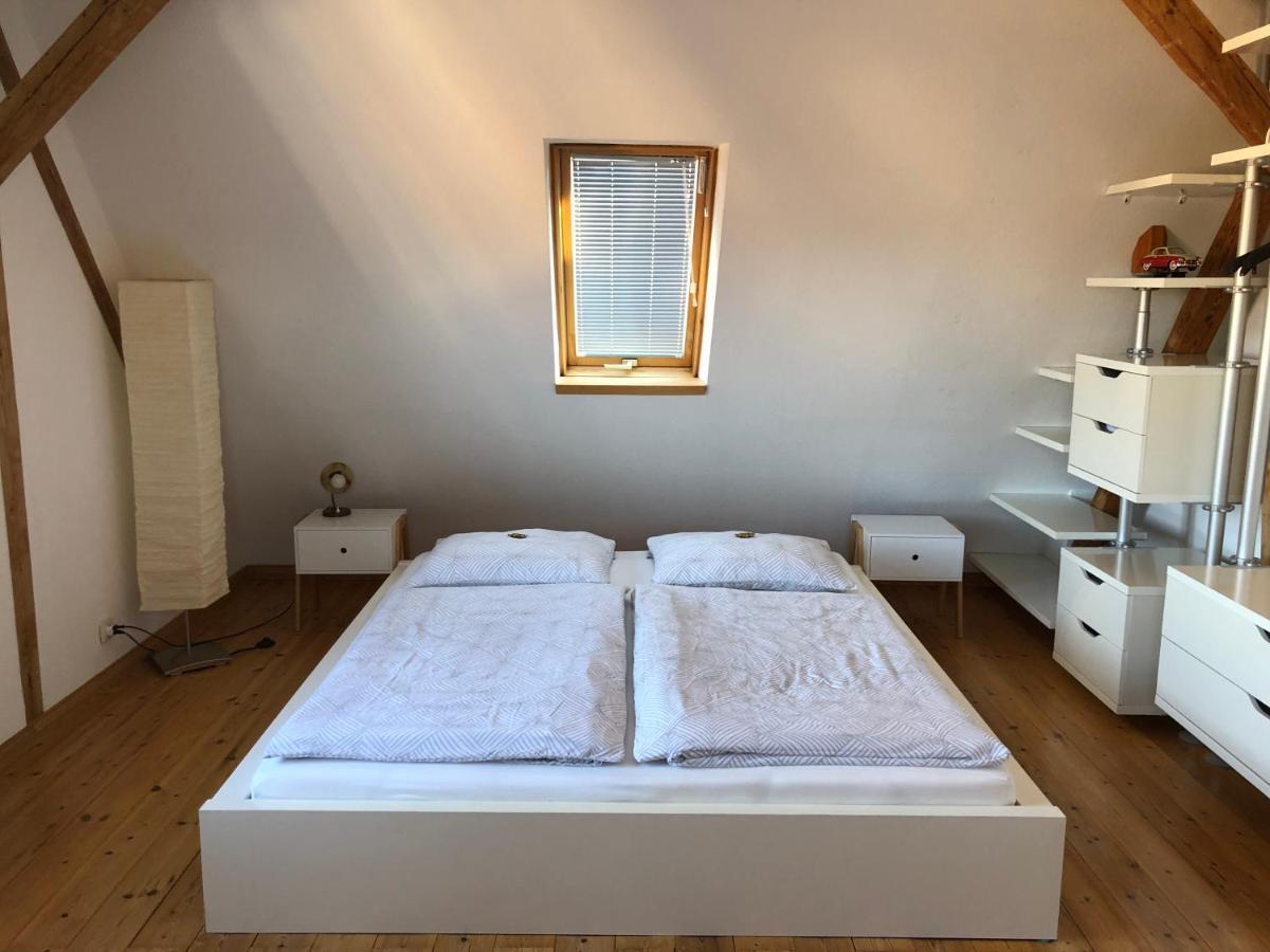 Attraktives 2-Zimmer-Apartment Mit Ausblick Jena Bagian luar foto